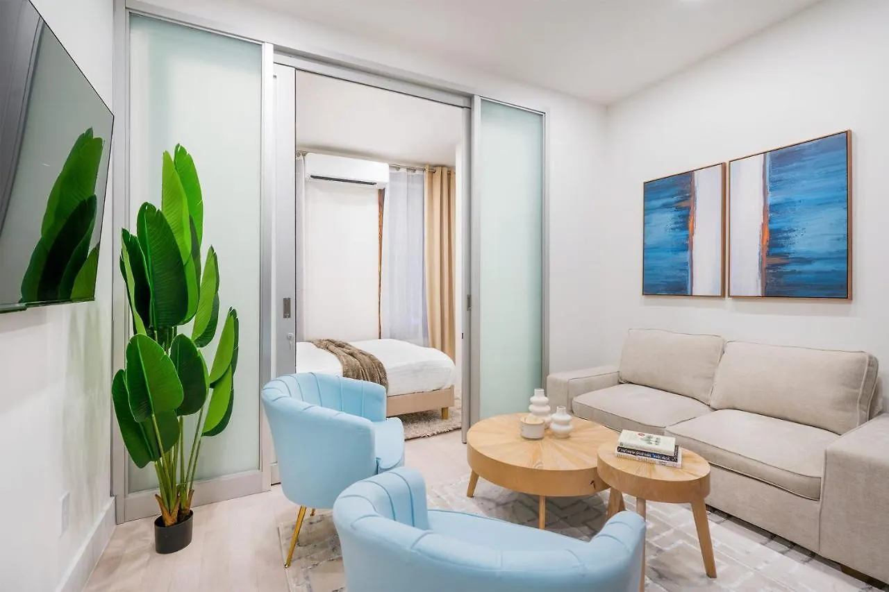 뉴욕 317-2A Sleek Modern 1Br Ues W D 아파트