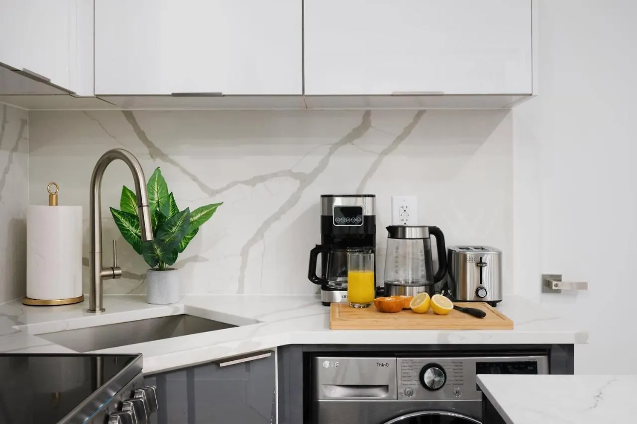 뉴욕 317-2A Sleek Modern 1Br Ues W D 아파트 미국