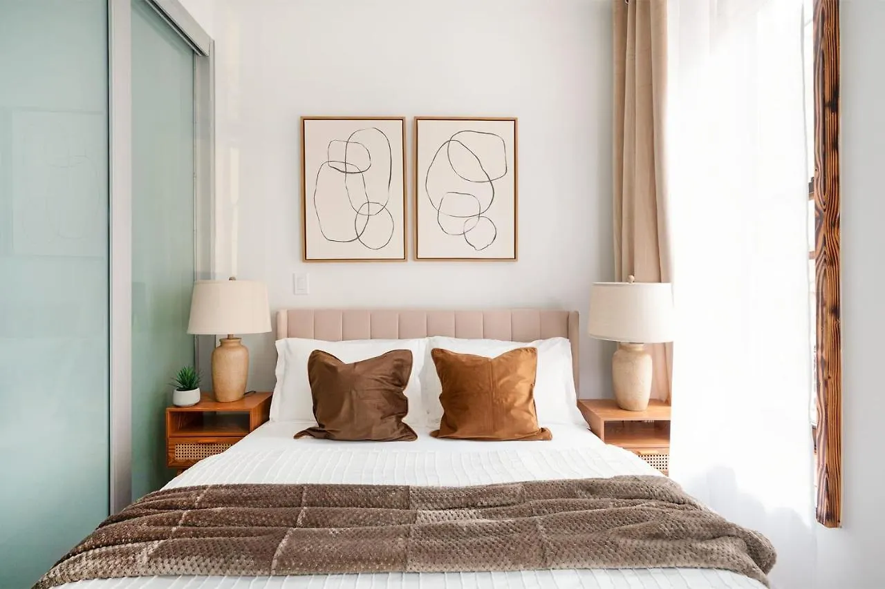 뉴욕 317-2A Sleek Modern 1Br Ues W D 아파트 0*,  미국