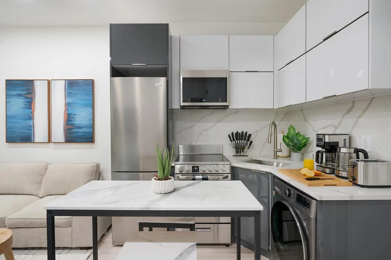 뉴욕 317-2A Sleek Modern 1Br Ues W D 아파트 미국