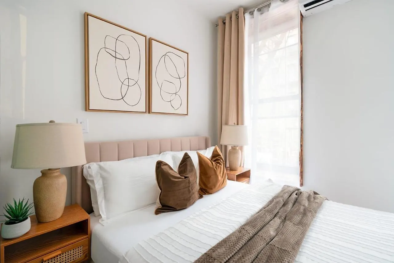 뉴욕 317-2A Sleek Modern 1Br Ues W D 아파트 0*,