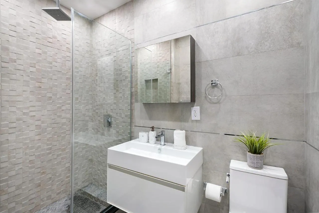 뉴욕 317-2A Sleek Modern 1Br Ues W D 아파트